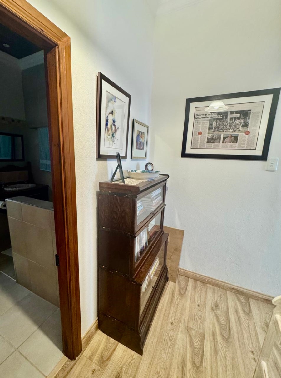 2 Bedroom Property for Sale in Mossel Bay Central Western Cape